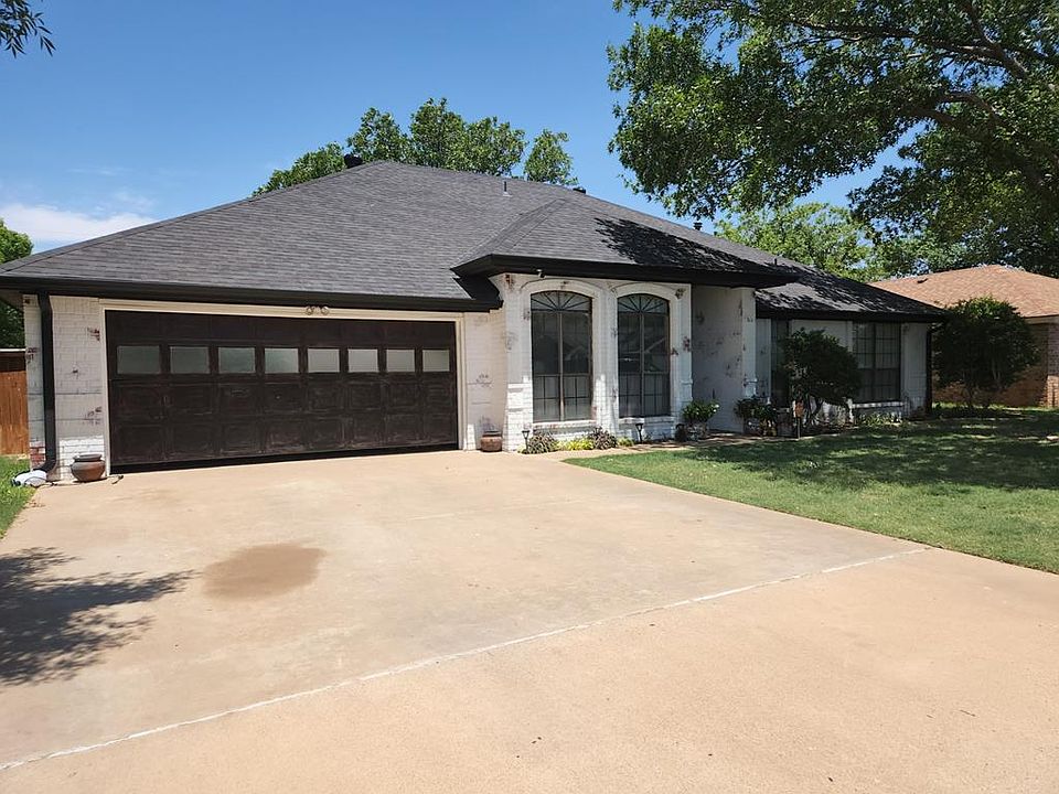 1st image of 3604 Crestmont Dr