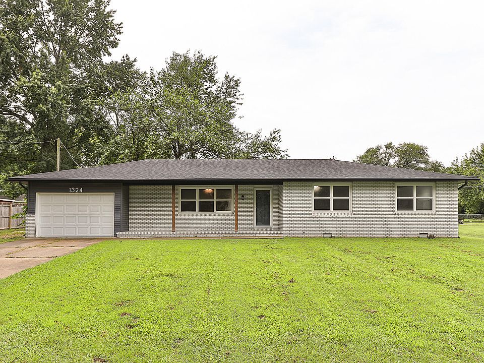 1st image of 1324 E Lindon Street