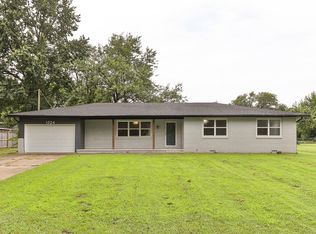 1324 E Lindon St, Bolivar, MO 65613