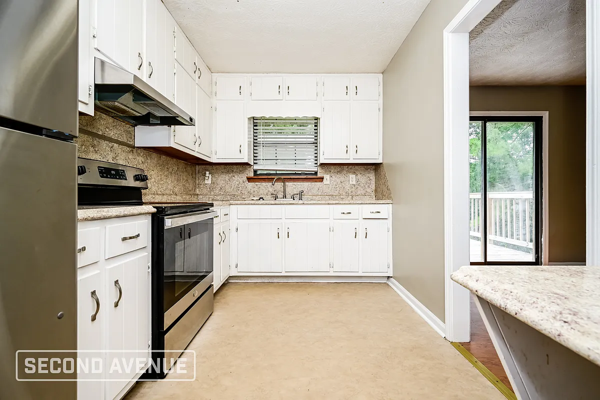 Building Photo - 2237 Rocklane Dr