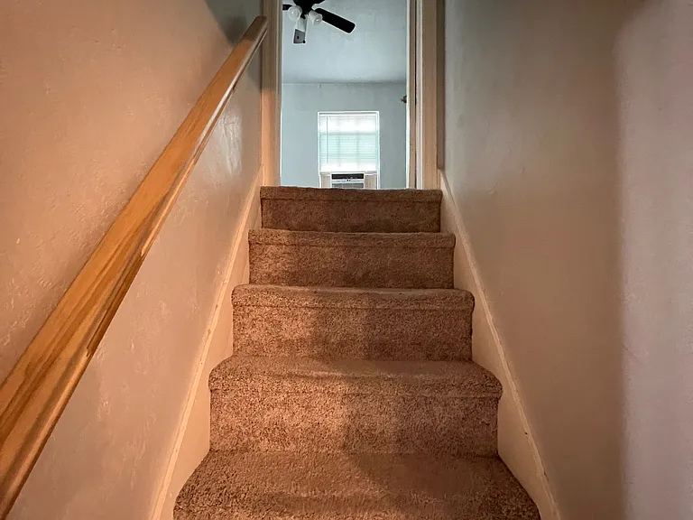 1041 SW 24th St — Photo 12