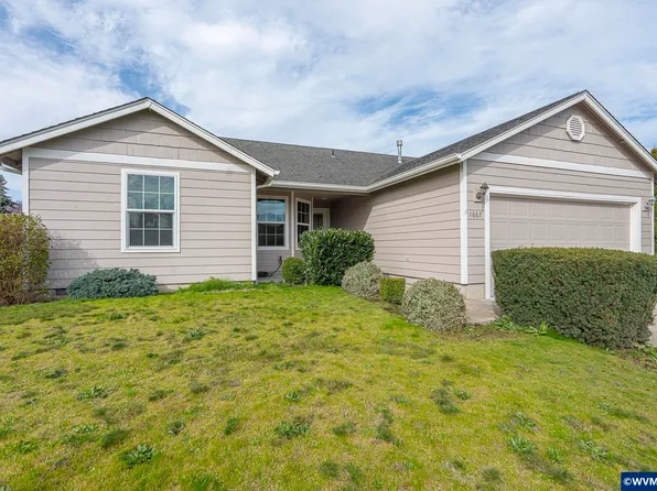 1667 Wendy St NE, Salem, OR 97305