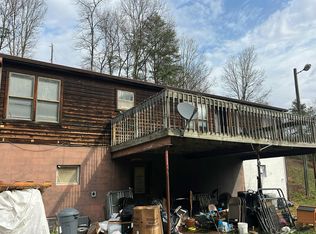 100 Pawnee Dr, Ridgeley, WV 26753