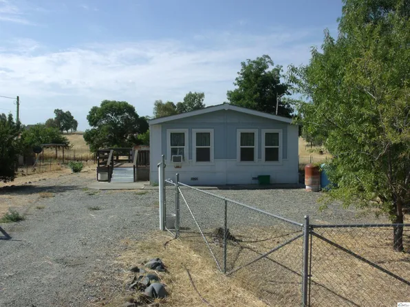 23835 Hoag Rd, Corning, CA 96021