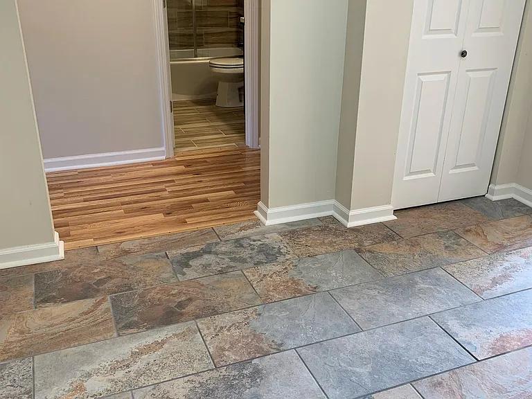 7250-7272 Beacon Hill Dr — Photo 36
