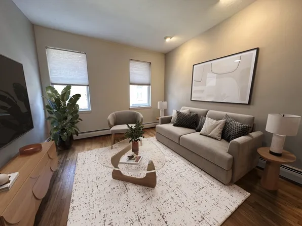 157 Salem St APT 3, Boston, MA 02113