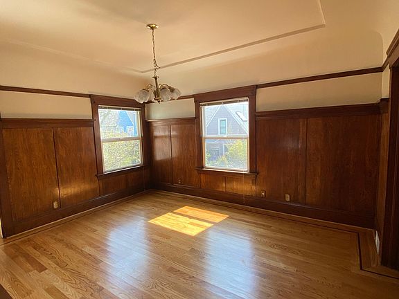 3rd image of 24 College Ave