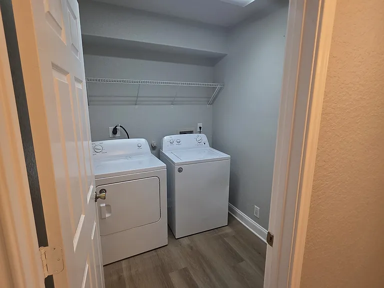 7119 Capricorn Way — Photo 9
