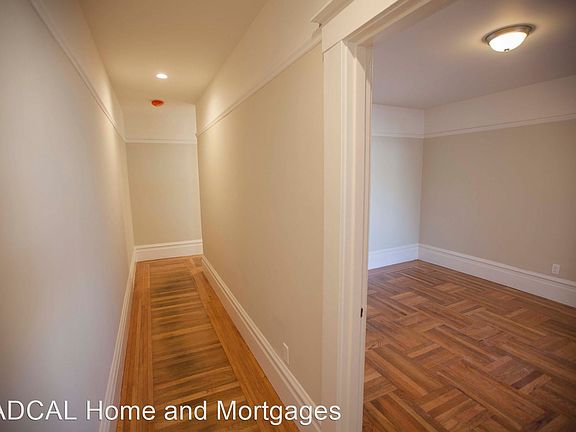 5th image of 37 W Portal Ave #10392290