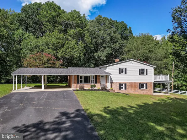 7792 Ann Harbor Dr, Port Tobacco, MD 20677