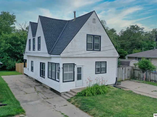 1417 Avenue C, Plattsmouth, NE 68048