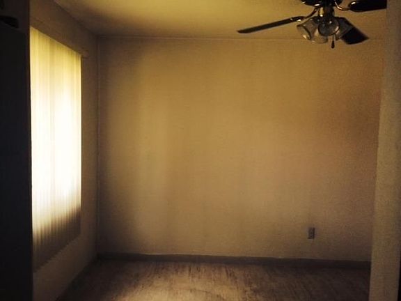 5th image of 8565 Windsor Ct