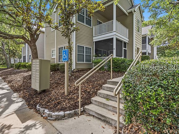 2nd image of 59 Summerfield Ct APT 513