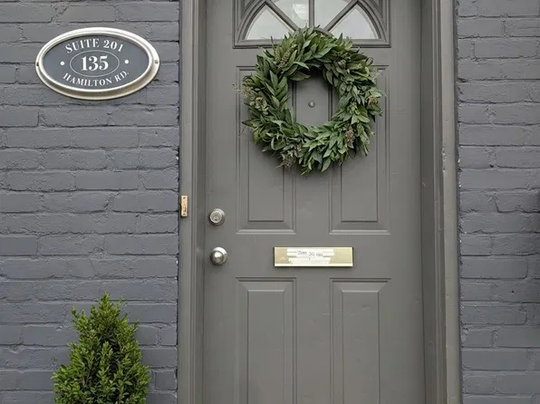 135 Hamilton Rd, London, ON N6B 1N4
