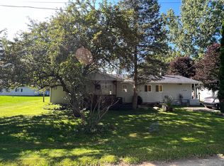 6528 Simmonds Rd, Imlay City, MI 48444