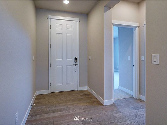 3rd image of 5140 Herron Drive NE