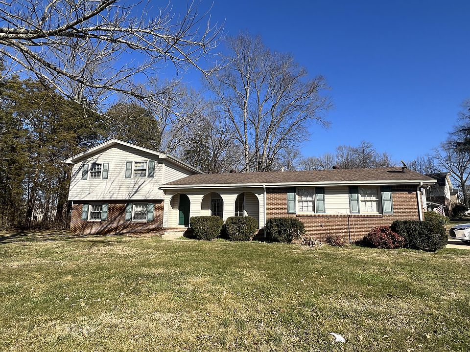 1st image of 2900 Moss Spring Dr
