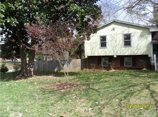 3808 Arrowwood Dr, Raleigh, NC 27604