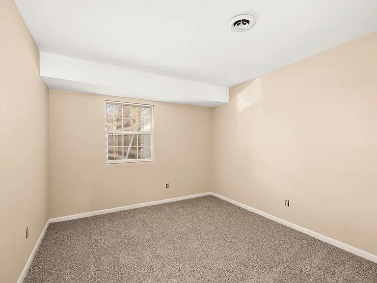 163 Spruance Rd — Photo 10