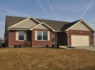 2631 New Castle Dr, Troy, OH 45373