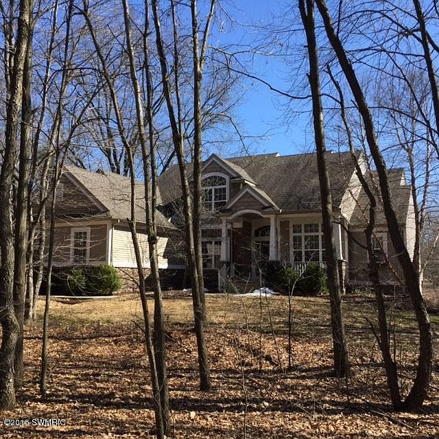 1st image of 7272 Kempter Dr NE