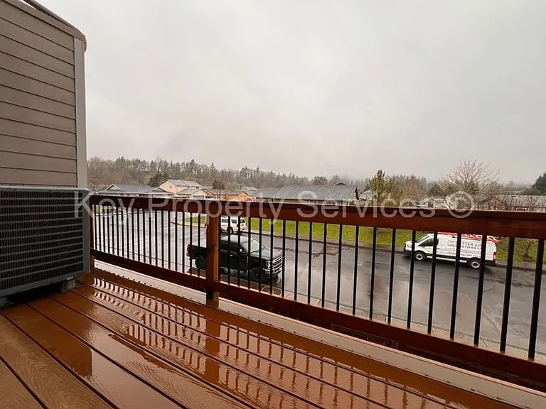 174 Loganberry Ct — Photo 19
