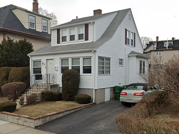 2nd image of 27 Stearns Ave