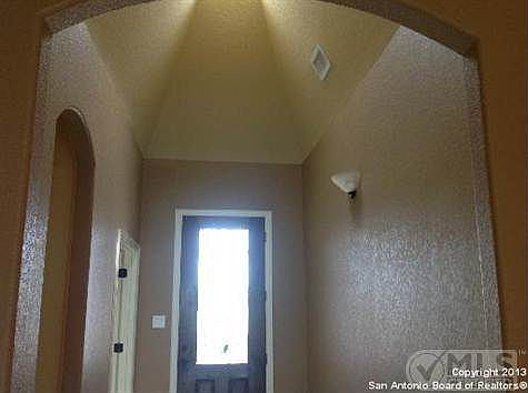 5th image of 15517 Hill Ln