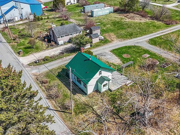 2nd image of 4 Herbert Rd