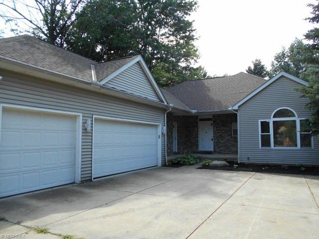 1st image of 880 Worton Park Dr