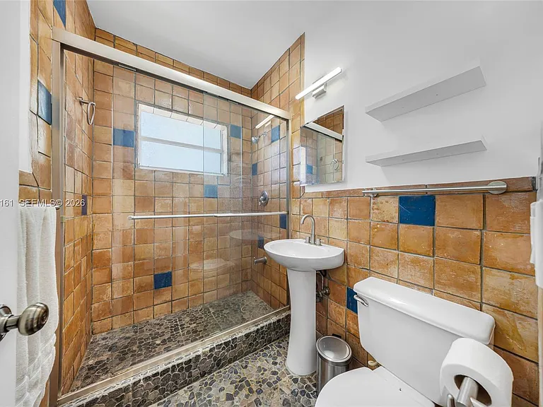 901 Meridian Ave #207 — Photo 19