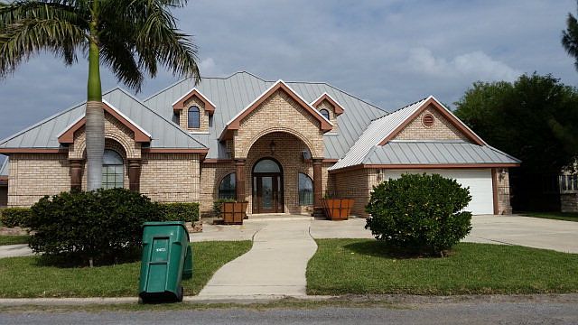 1st image of 605 Melanie Dr