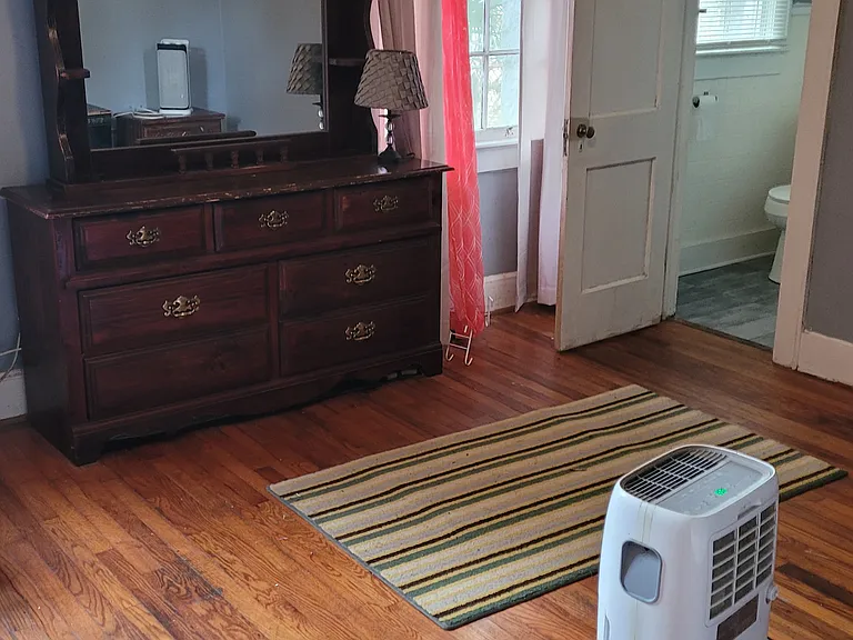 419 Thompson St #B — Photo 7