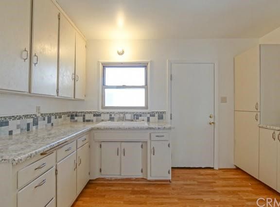 5th image of 17778 Ivy Ave