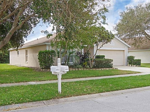 3rd image of 10521 Goldwater Ln