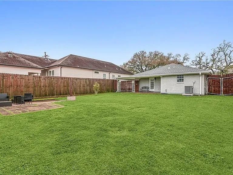 6655 Bellaire Dr — Photo 12