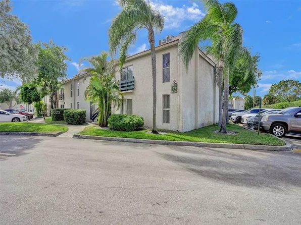 5348 NE 6th Ave #H11, Oakland Park, FL 33334