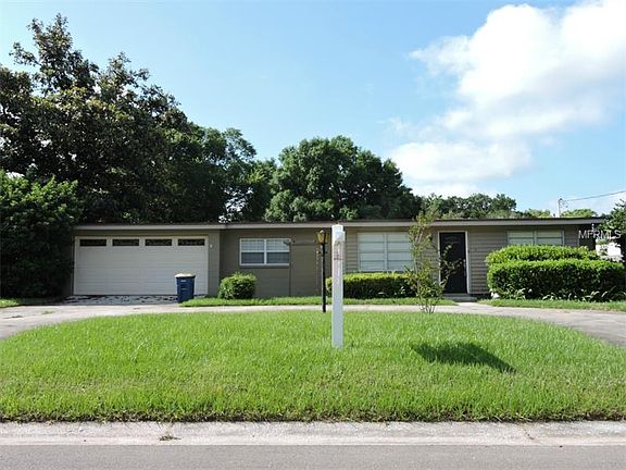 2nd image of 565 Park Ln