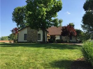 7625 W Mockingbird Ct, Fairland, IN 46126