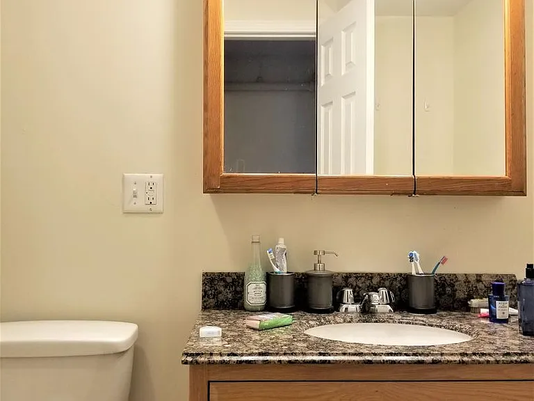 26 Euston St #2 — Photo 6