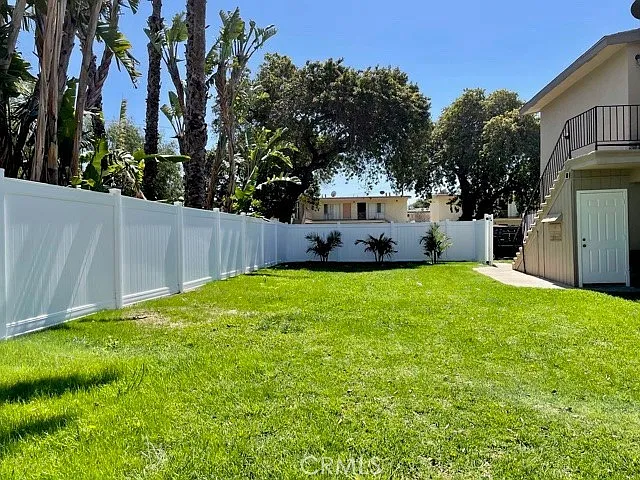 1835 W Crestwood Ln #1 — Photo 14