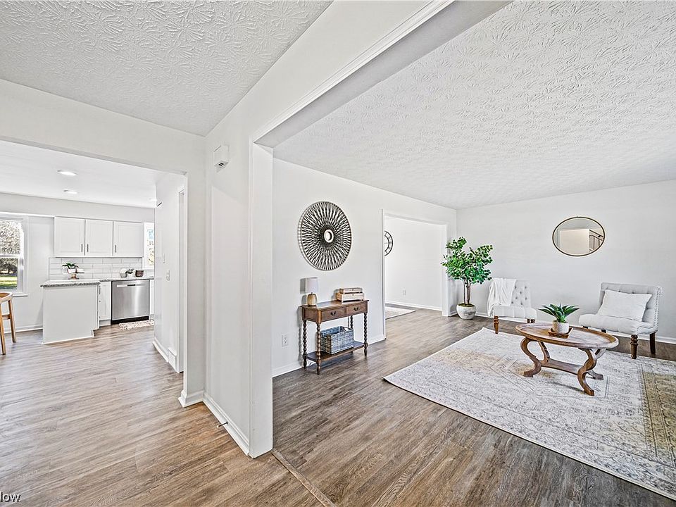 7864 Little Mountain Rd, Mentor, OH 44060 Zillow