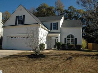 10 Eagleston Ln, Simpsonville, SC 29680