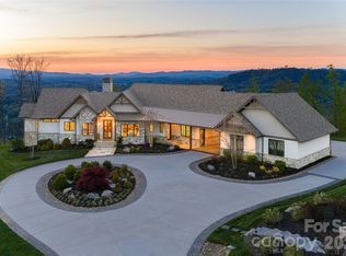 154 Bear View Rd, Weaverville, NC 28787