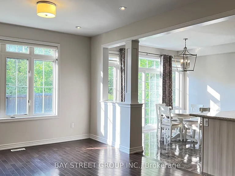 116 Riding Mountain Dr — Photo 12