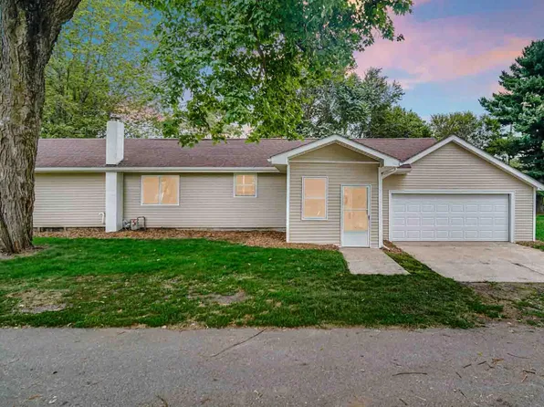 901 E 3rd St, Union Mills, IN 46382