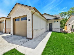 919 SE 10th Ter, Newton, KS 67114