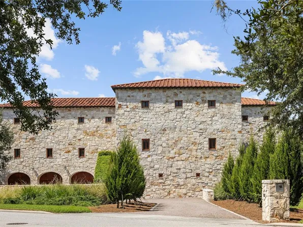 1571 Oceanview Dr, Tierra Verde, FL 33715