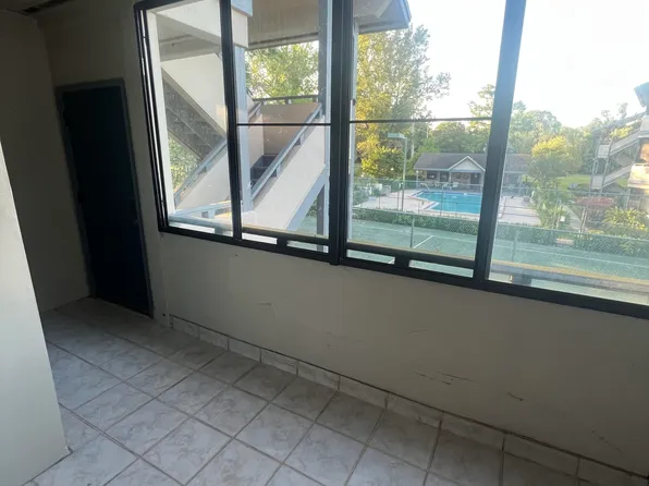 5615 SAN JUAN Avenue #105, Jacksonville, FL 32210