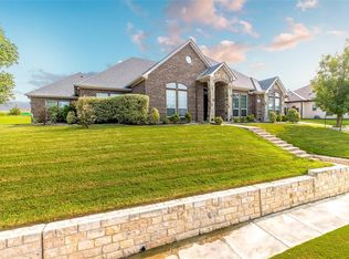 10901 Hawkins Home Blvd, Benbrook, TX 76126